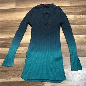 Rock & Republic Forest Green Long Sleeve Sweater - Size M